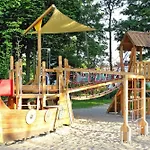 Reihenhaus Im Ostseeresort Dampland