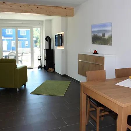 Reihenhaus Im Ostseeresort Dampland *