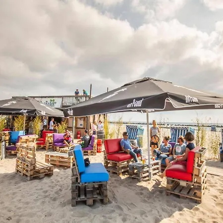 Prázdninový dům Reihenhaus Im Ostseeresort Dampland Damp